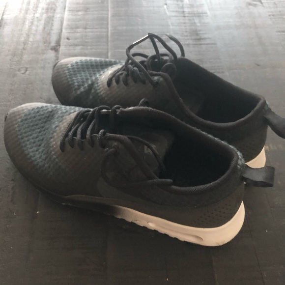 NIKE AIR MAX THEA textile black size 8,5 - Picture 3 of 6